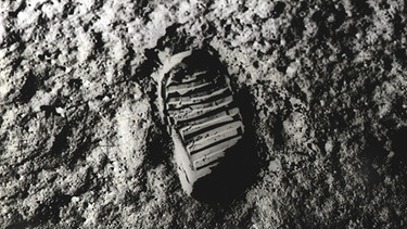 Fußabdruck im Staub des Mondes | Bild: picture-alliance/dpa