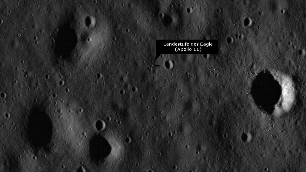 Fotos vom Landeplatz der Mondmission Apollo 11 mit sichtbarer Landestufe, aufgenommen vom LRO. | Bild: NASA
