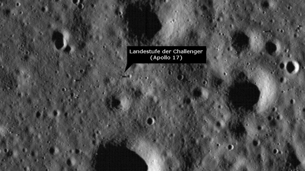 Fotos vom Landeplatz der Mondmission Apollo 17 mit sichtbarer Landestufe, aufgenommen vom LRO. Waren die Astronauten wirklich auf dem Mond? War es nicht nur alles eine große Täuschung? Die Mondsonde LRO fotografierte die Landeplätze - seht selbst! | Bild: NASA