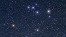 Das Sternbild Wassermann (Aquarius, Aqr) am Sternenhimmel. Die Hauptsterne sind größer als in Realtität dargestellt. | Bild: imago/B&S.Fletcher/Novapix/Leemage