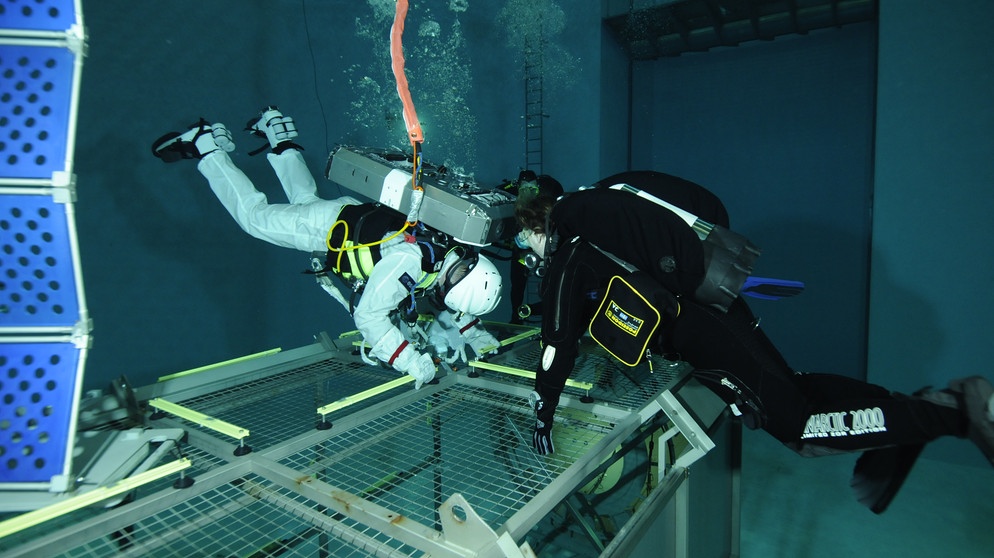 Alexander Gerst beim Unterwassertraining in der Neutral Buoyancy Facility | Bild: ESA - H. Rueb