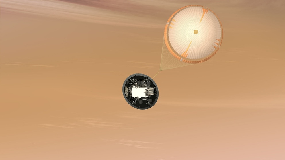 Illustration: Wenn der Fallschirm trägt, wird der Hitzeschild abgesprengt. Curiosity, der Mars-Rover der NASA, soll sicher landen. | Bild: NASA