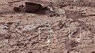 Curiosity, der Mars-Rover der NASA, untersucht den Stein "John Klein" | Bild: NASA/JPL-Caltech/MSSS