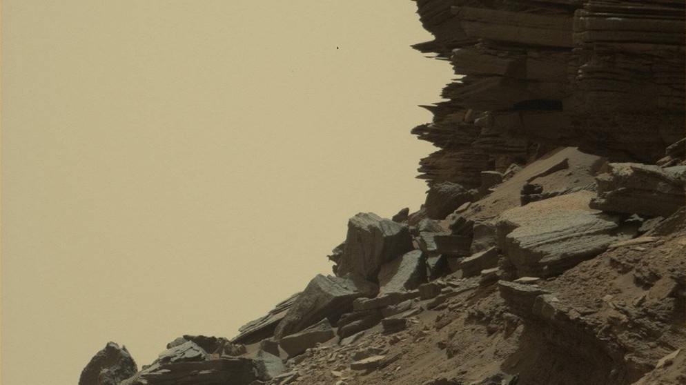Curiosity, der Mars-Rover der NASA, zeigt uns die aufragenden Felsen auf dem Roten Planeten. | Bild: NASA/JPL-Caltech/MSSS
