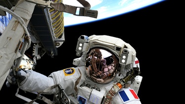 ESA-Astronaut Thomas Pesquet während seines zweiten Space Walks. | Bild: ESA/NASA