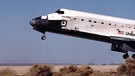Space Shuttle Discovery bei der Landung im Oktober 2000 nach dem 100. Shuttle-Flug. | Bild: NASA