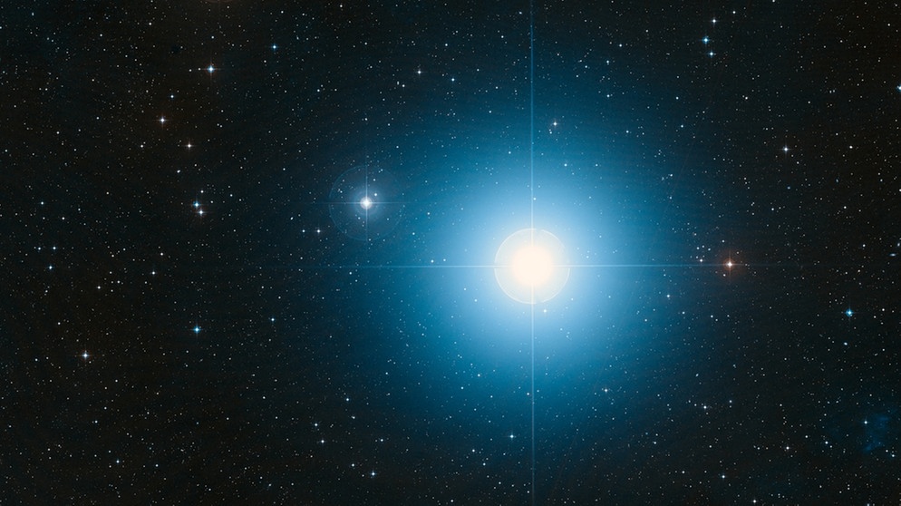 Der Stern Fomalhaut aus dem Sternbild Südlicher Fisch | Bild: NASA, ESA / Davide De Martin