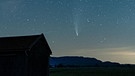 Komet Neowise C2020 F3 in der Nacht auf den 21. Juli 2020 bei Kochel am See, fotografiert von Robert Kukuljan | Bild: Robert Kukuljan