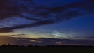 Leuchtende Nachtwolken in Volkach/Unterfranken am 02.07.2021. | Bild: Klaus Eltschka