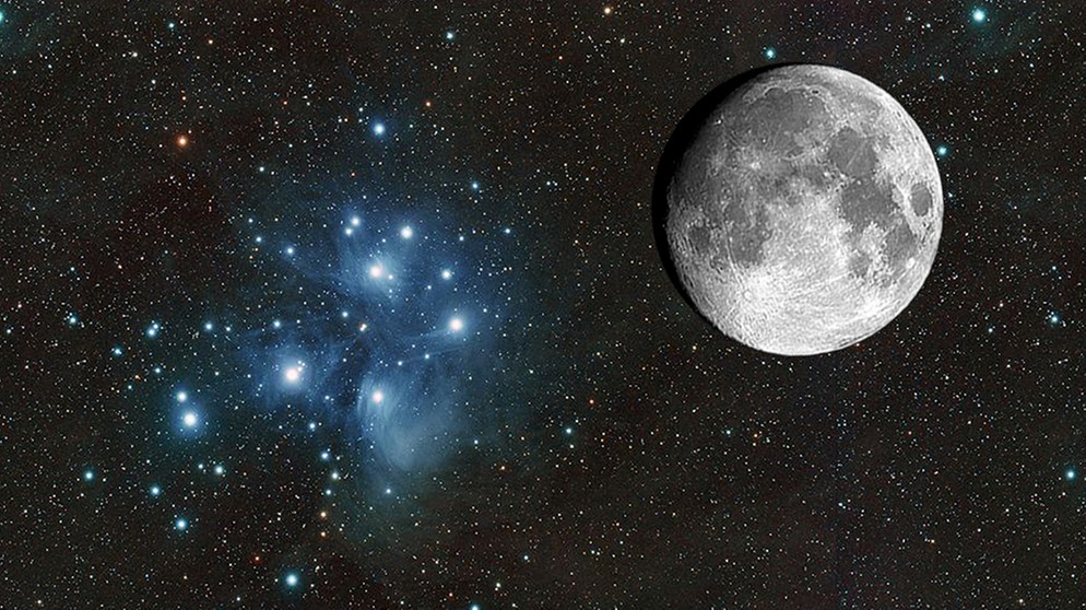 Der Mond vor den Plejaden (Siebengestirn) am Sternenhimmel (Collage) | Bild: NASA, Collage: BR