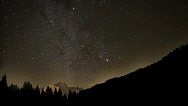Himmelsjäger Orion über den Ampezzaner Dolomiten | Bild: Norbert Scantamburlo