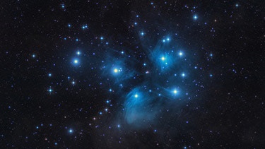 Das Siebengestirn (Plejaden, Messier 45) ist ein Offener Sternhaufen im Sternbild Stier. | Bild: Maik Thomas