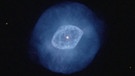 Der Planetarische Nebel NGC 6891 im Sternbild Delphin (oder: Delfin). Planetarische Nebel sind die abgestoßenen Hüllen von Sternen und werden von ihrem Stern in der Mitte des Nebels beleuchtet. | Bild: picture alliance/akg-images