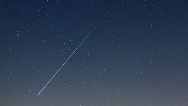 Eine Sternschnuppe aus dem Meteor-Strom der Perseiden. | Bild: Sebastian Wehrle