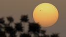 Der Venustransits am 6. Juni 2012, aufgenommen in den Vereinigten Arabischen Emiraten | Bild: picture-alliance/dpa